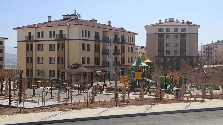 TOKİ Aidatları Cep Yakıyor! Üç Ayda Yüzde 46 Zam Tepki Çekti