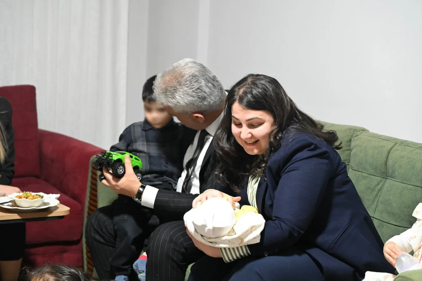 Vali Makas: “Evlatlarımızın yarınlara hazır olması için yanlarındayız”