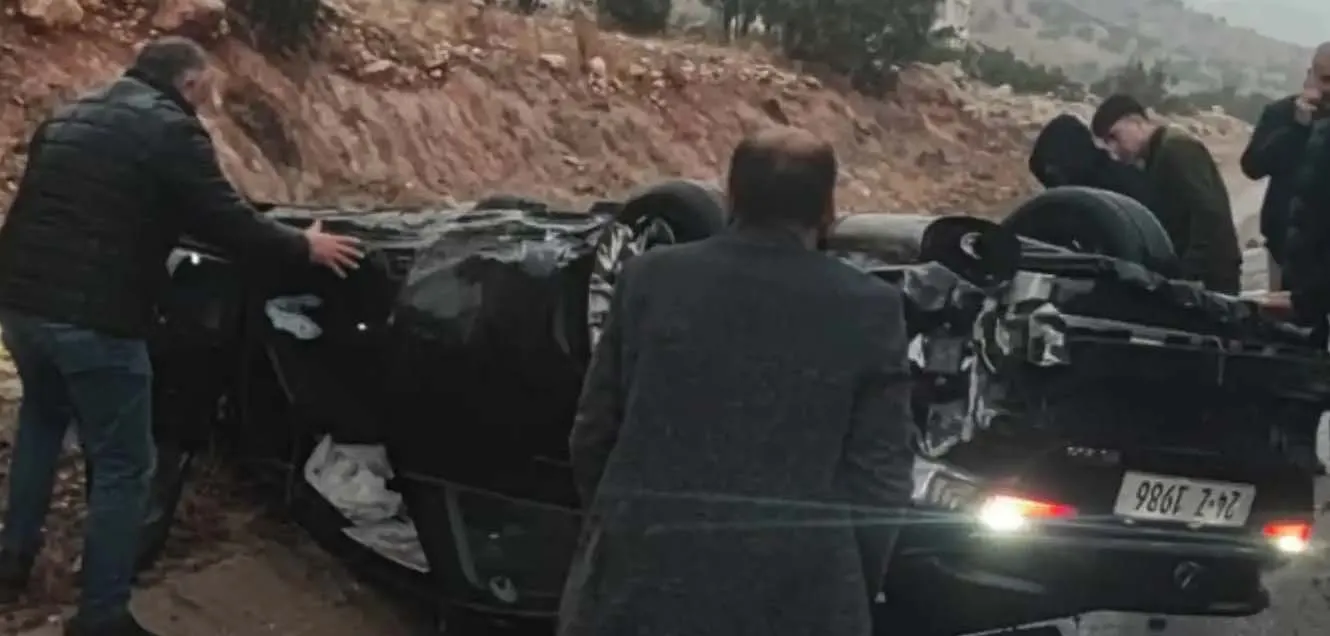 Şırnak’ta kayganlaşan yolda otomobil takla attı: 2 yaralı