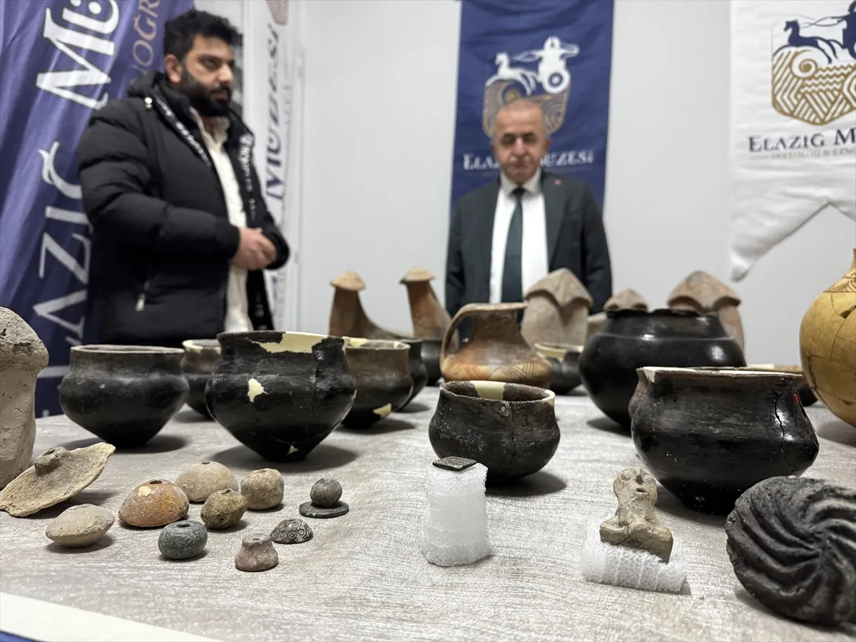 Manşet: 7 BİN 500 YILLIK TAŞ MÜHÜR GÜN YÜZÜNE ÇIKARILDI